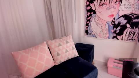 Roxana  independent model can you help me reach 100 hands up uwu online show from March 17, 11:52 pm