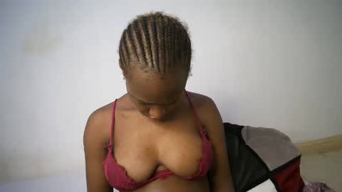 dollberry online show from March 10, 10:26 am