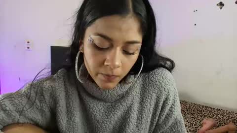 dollceholly online show from January 7, 5:10 am