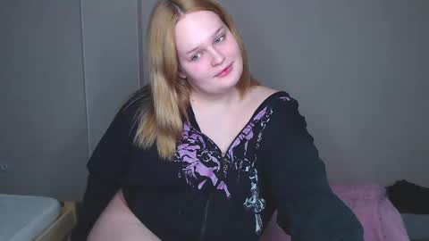 Snapshot of dolled_up_cvnt chatting on February 14, 8:05 pm Miss Rose online show from February 14, 8:05 pm