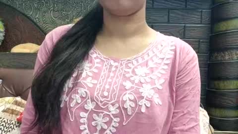 Snapshot of dollmeenu chatting on November 18, 4:44 pm dollmeenu online show from November 18, 4:44 pm