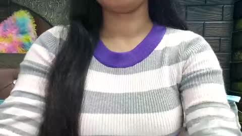 Snapshot of dollmeenu chatting on November 29, 10:18 am dollmeenu online show from November 29, 10:18 am