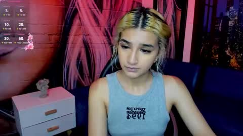 Dolly pocket online show from February 13, 9:00 pm