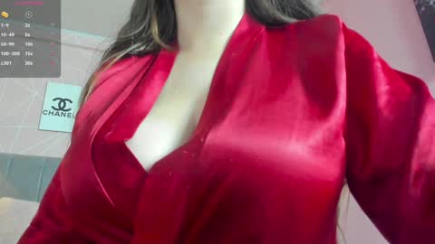Snapshot of dolly_zoe chatting on December 13, 5:27 am Call me Zoe online show from December 13, 5:27 am