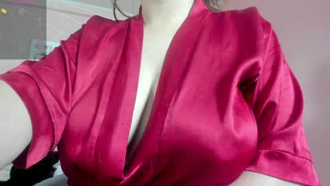 Snapshot of dolly_zoe chatting on February 3, 6:45 am Call me Zoe online show from February 3, 6:45 am