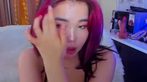 Snapshot of dollyiaa chatting on February 24, 4:49 am Dollya online show from February 24, 4:49 am