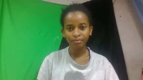 Snapshot of doloresslu chatting on February 17, 6:32 am doloresslu online show from February 17, 6:32 am