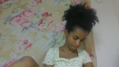 doloresslu online show from April 15, 7:58 pm