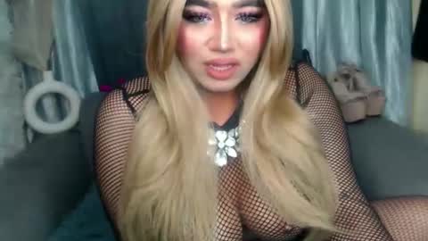 Snapshot of dominant10inchcock chatting on November 27, 7:27 pm dominant10inchcock online show from November 27, 7:27 pm