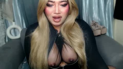 Snapshot of dominant10inchcock chatting on November 28, 12:19 pm dominant10inchcock online show from November 28, 12:19 pm