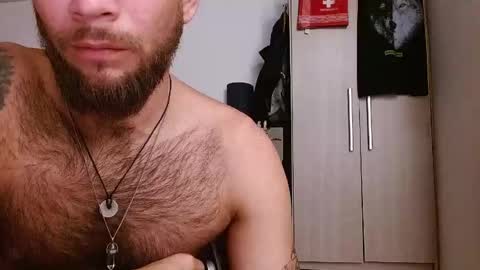 Snapshot of dominantthewolf chatting on March 4, 1:44 am Logan - INDEPENDET MODEL online show from March 4, 1:44 am