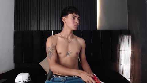 Dominic online show from December 15, 11:20 pm