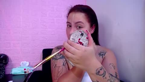   online show from October 31, 12:06 pm