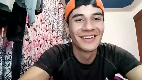 Snapshot of dominic_radccliffe chatting on December 21, 4:41 am Your real love online show from December 21, 4:41 am