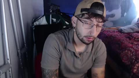 Snapshot of dominus_kane chatting on October 24, 3:52 pm dominus_kane online show from October 24, 3:52 pm