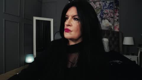 Snapshot of dommelisa chatting on October 8, 4:37 pm Dom Melisa online show from October 8, 4:37 pm