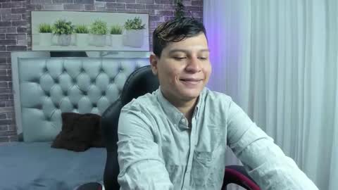 dondanys online show from October 20, 7:36 pm