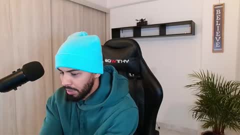 Snapshot of donn_cruz chatting on September 30, 5:29 pm Victor online show from September 30, 5:29 pm