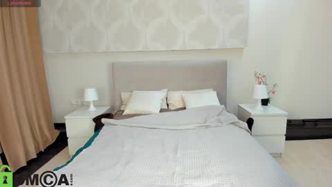 Snapshot of donnaaa_evans chatting on September 26, 12:03 am Donna On GMT2 Mon-Fri 3-9 AM online show from September 26, 12:03 am