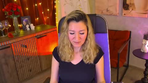 Donna online show from April 20, 6:53 pm