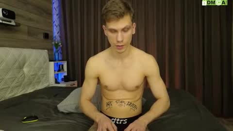 Snapshot of donnikon chatting on November 19, 7:03 pm Nikon online show from November 19, 7:03 pm