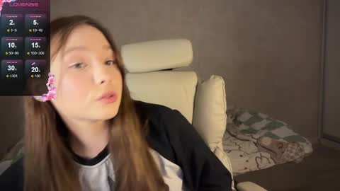 Stacy online show from December 21, 3:53 pm