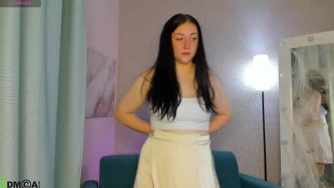 Snapshot of dora_exomi chatting on October 25, 1:13 am Dora EXOMI online show from October 25, 1:13 am