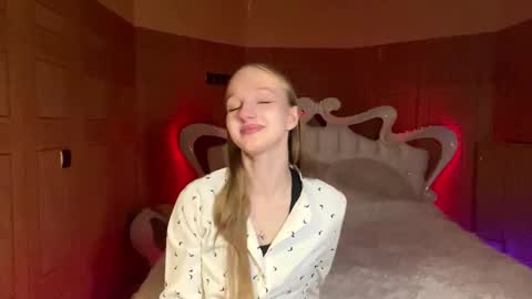 Anika online show from March 22, 4:43 pm