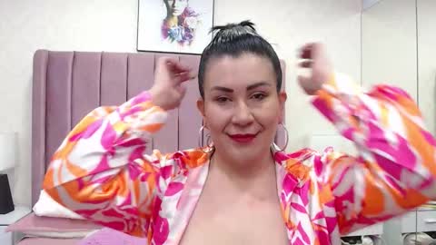 Snapshot of dorettaacreman chatting on September 12, 1:22 pm Anny online show from September 12, 1:22 pm