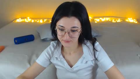 Snapshot of dorotty_ chatting on December 3, 11:46 pm Your Dorotty online show from December 3, 11:46 pm