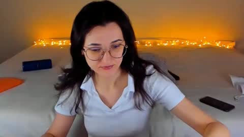 Snapshot of dorotty_ chatting on December 28, 1:29 am Your Dorotty online show from December 28, 1:29 am