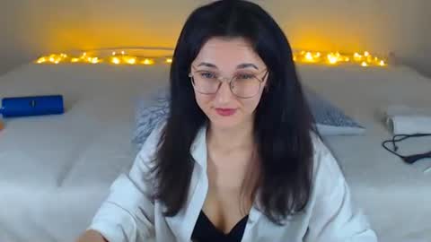 Snapshot of dorotty_ chatting on February 20, 11:43 pm Your Dorotty online show from February 20, 11:43 pm