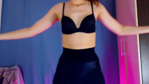Snapshot of dorotty_ chatting on October 17, 2:37 am Your Dorotty online show from October 17, 2:37 am