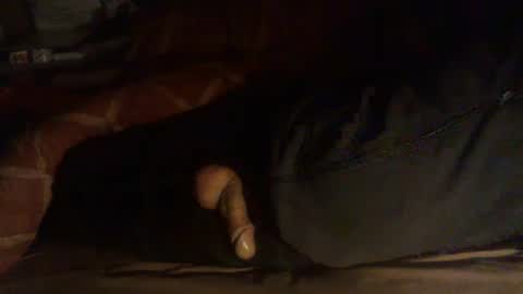 Snapshot of dorsetbiker714 chatting on January 18, 7:38 am Hello welcome to Slutsville I am the Naked Chef really but you may call me Peter online show from January 18, 7:38 am