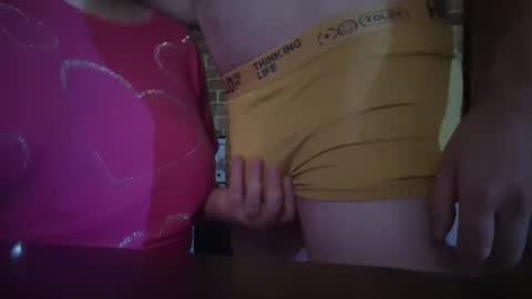 Snapshot of dotty_martine chatting on December 19, 8:49 pm Dotty Martine online show from December 19, 8:49 pm