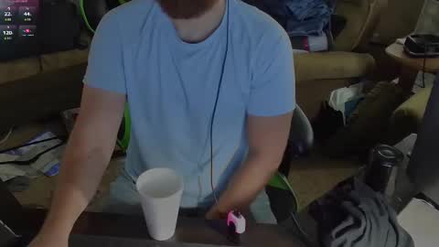 Snapshot of dotyoureyezez chatting on September 22, 7:05 pm DotYourEyezez  online show from September 22, 7:05 pm