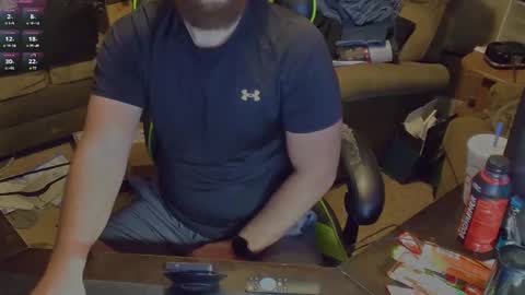 Snapshot of dotyoureyezez chatting on September 26, 8:40 am DotYourEyezez  online show from September 26, 8:40 am