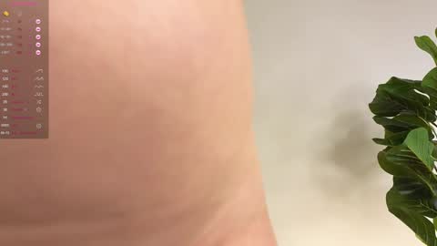 Snapshot of double_magic_ chatting on December 24, 9:22 pm double_magic_ online show from December 24, 9:22 pm