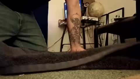 Snapshot of doubleheadedcock chatting on December 16, 9:58 am doubleheadedcock online show from December 16, 9:58 am