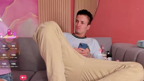 Snapshot of doublepleasure69_ chatting on September 17, 5:42 am doublepleasure69_ online show from September 17, 5:42 am