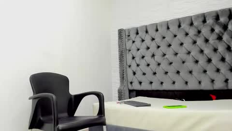 DOUGLAS online show from October 22, 1:11 pm