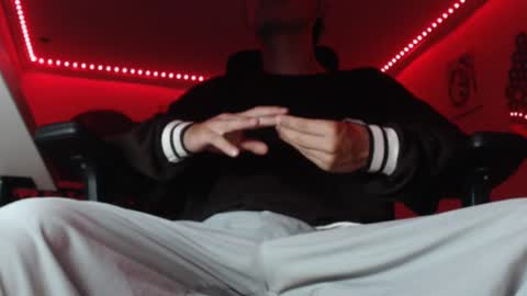 douglas_drake online show from March 8, 5:49 am