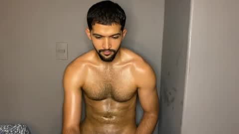 Snapshot of douglasskingjr chatting on February 21, 5:13 am douglasskingjr online show from February 21, 5:13 am