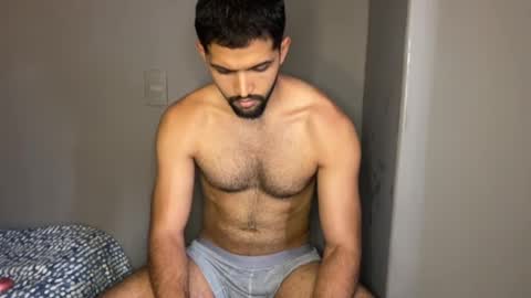 Snapshot of douglasskingjr chatting on February 21, 9:43 pm douglasskingjr online show from February 21, 9:43 pm