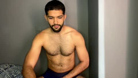 Snapshot of douglasskingjr chatting on February 26, 2:36 pm douglasskingjr online show from February 26, 2:36 pm