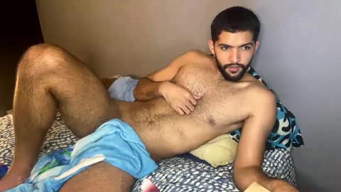 Snapshot of douglasskingjr chatting on March 5, 6:12 am douglasskingjr online show from March 5, 6:12 am