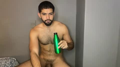 Snapshot of douglasskingjr chatting on March 5, 10:54 pm douglasskingjr online show from March 5, 10:54 pm