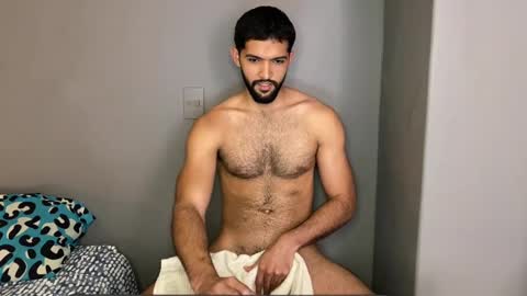 Snapshot of douglasskingjr chatting on March 6, 7:21 pm douglasskingjr online show from March 6, 7:21 pm