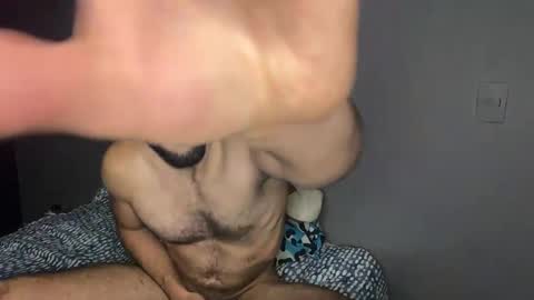 Snapshot of douglasskingjr chatting on March 10, 5:43 am douglasskingjr online show from March 10, 5:43 am