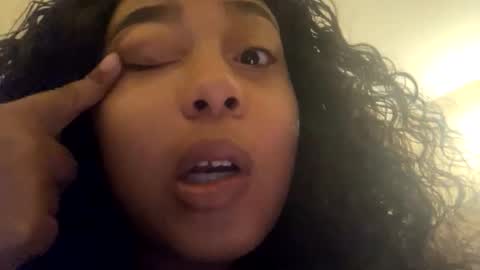 Snapshot of dove_love22 chatting on November 6, 12:44 am dove_love22 online show from November 6, 12:44 am